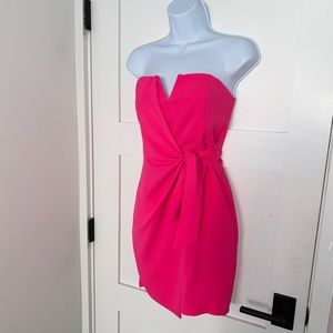 Mini Pink Dress Tied at Waist